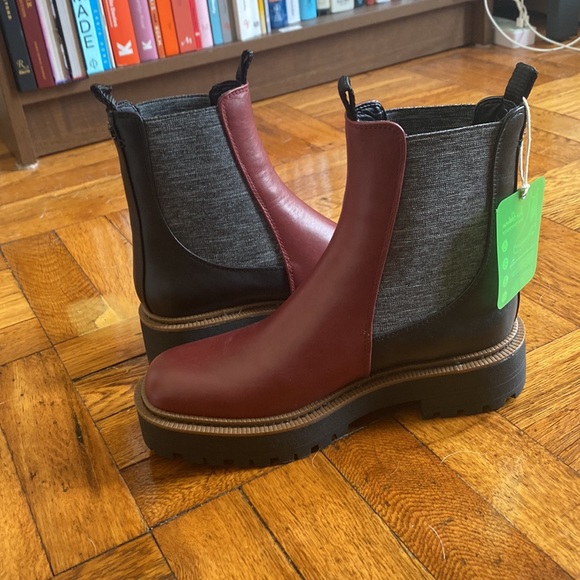 NWT Sam Edelman Burgundy & Black Boots BRAND NEW - Picture 4 of 7